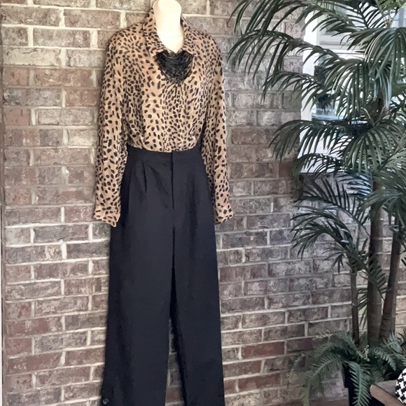 JustFab Pants - Outfit Josephine chaus, blues,and justfab pants